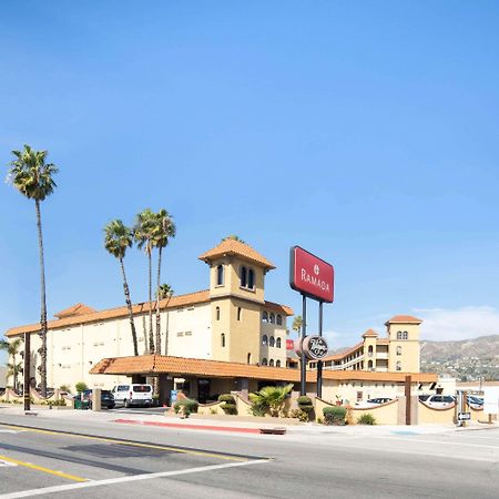Ramada By Wyndham Burbank Airport Hotel Luaran gambar
