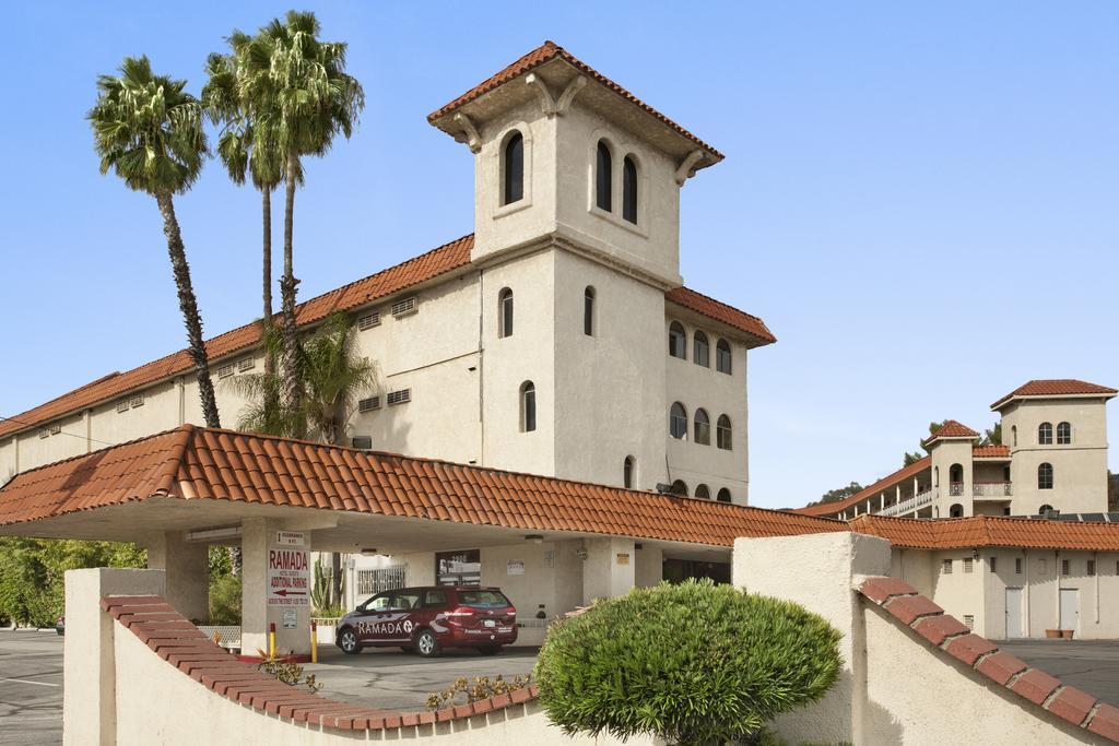 Ramada By Wyndham Burbank Airport Hotel Luaran gambar