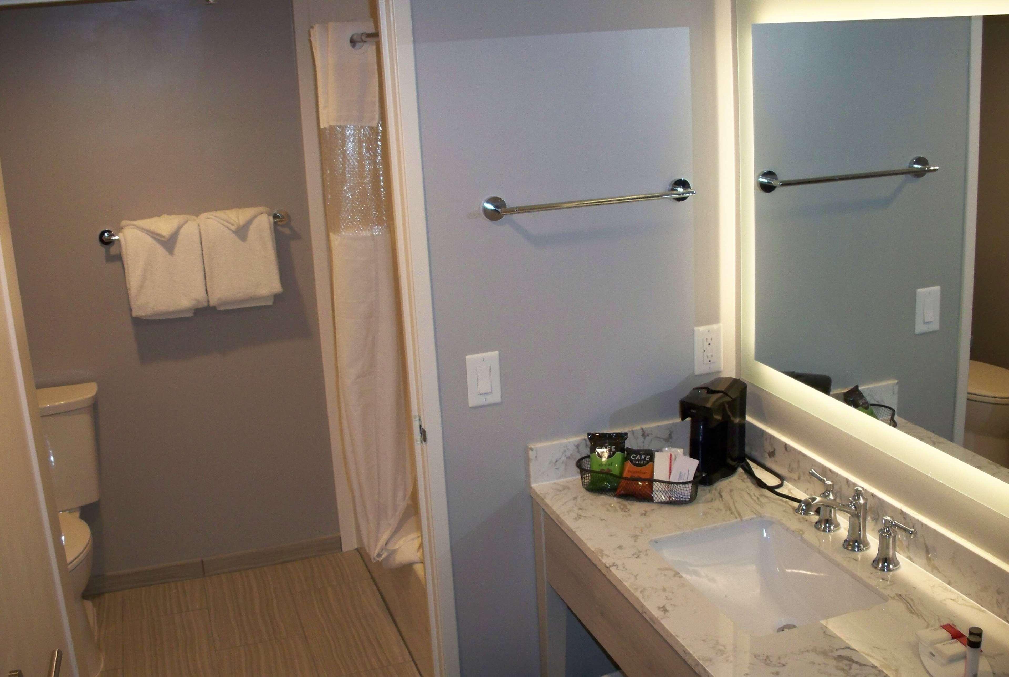 Ramada By Wyndham Burbank Airport Hotel Luaran gambar