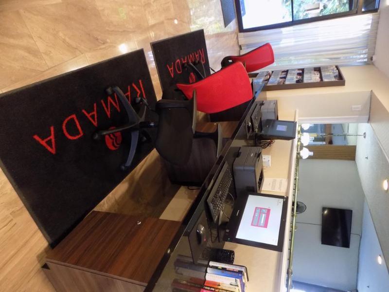 Ramada By Wyndham Burbank Airport Hotel Luaran gambar